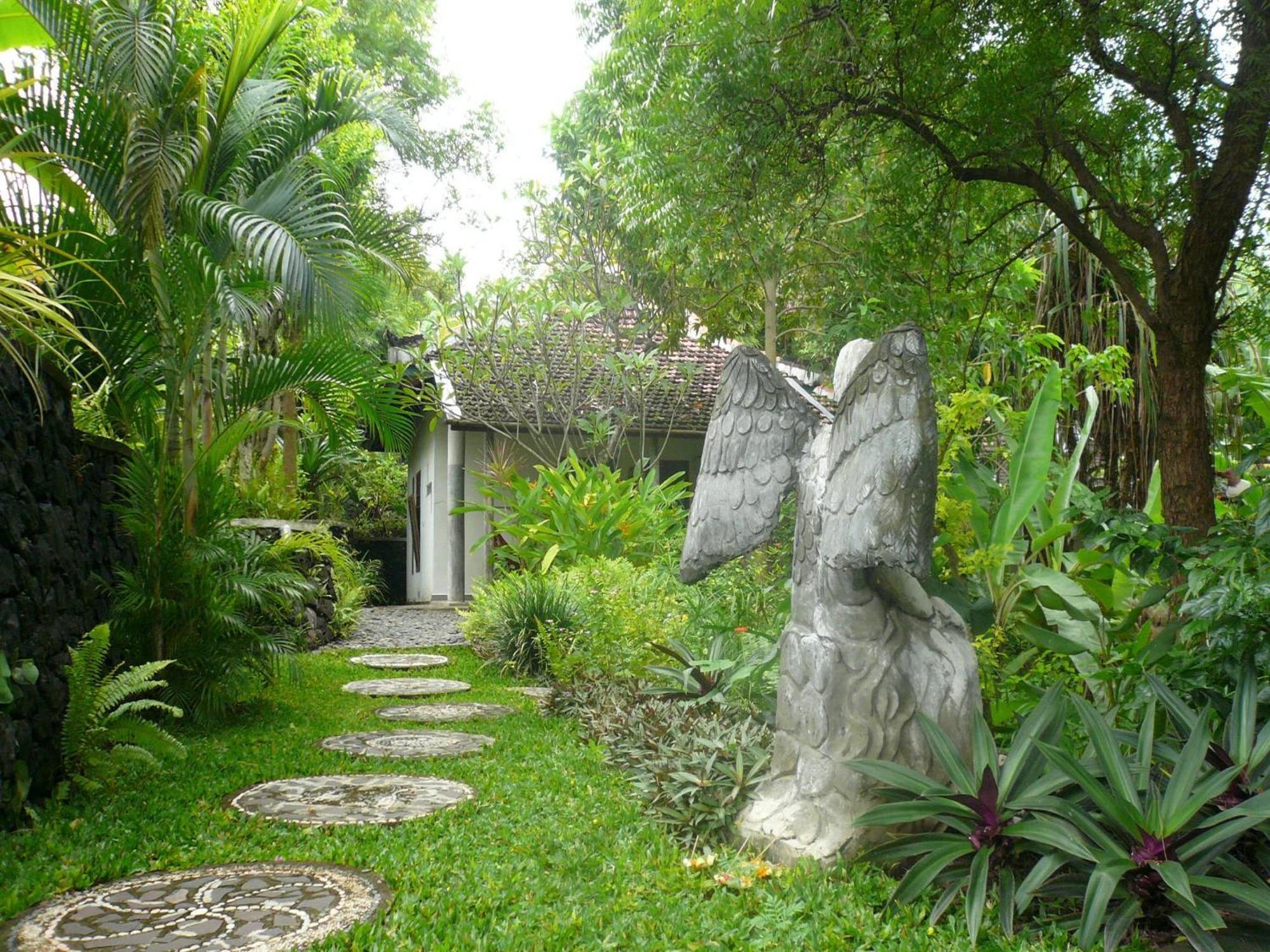 Sananda Bungalow Lovina Exterior foto