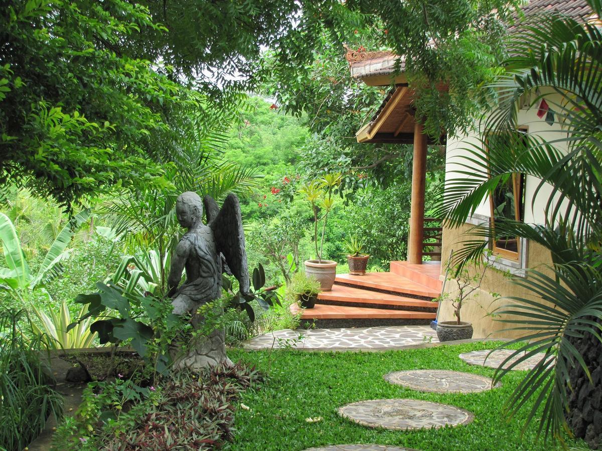 Sananda Bungalow Lovina Zimmer foto